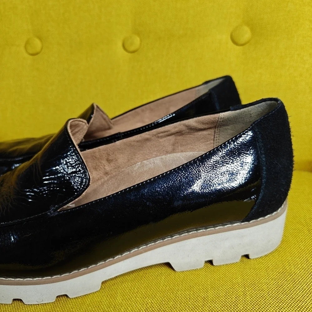 Vionic Kensley Slip On Loafer Black  Lug Sole Arch Support Comfy Women's Size 9